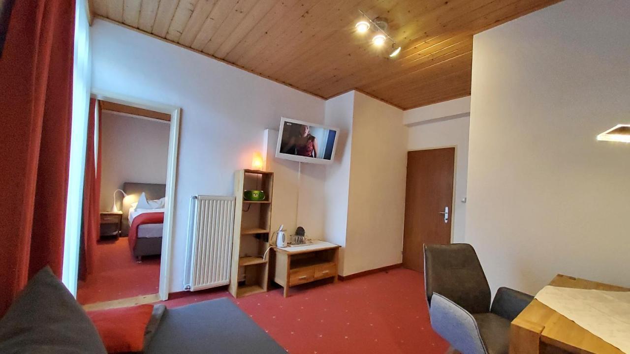 B&B Hotel Das Onkel Fritz Шпіталь-ам-Земмерінг Екстер'єр фото