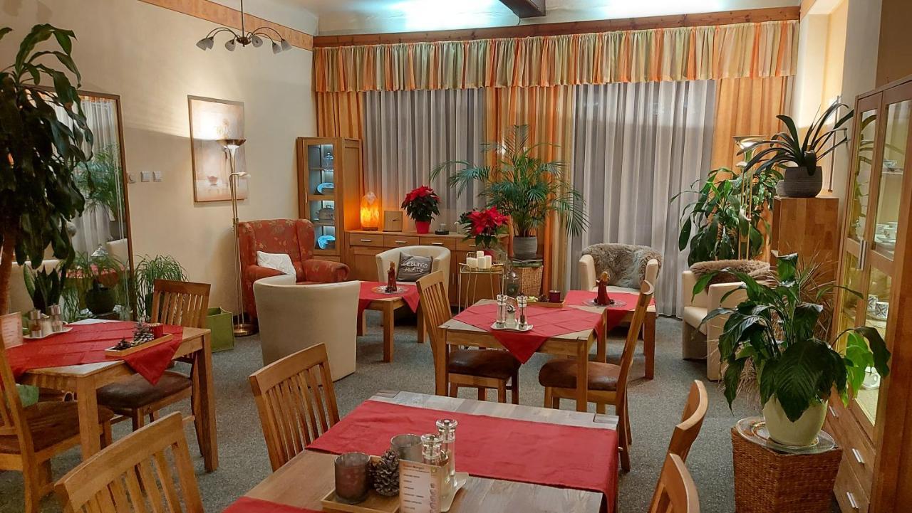 B&B Hotel Das Onkel Fritz Шпіталь-ам-Земмерінг Екстер'єр фото